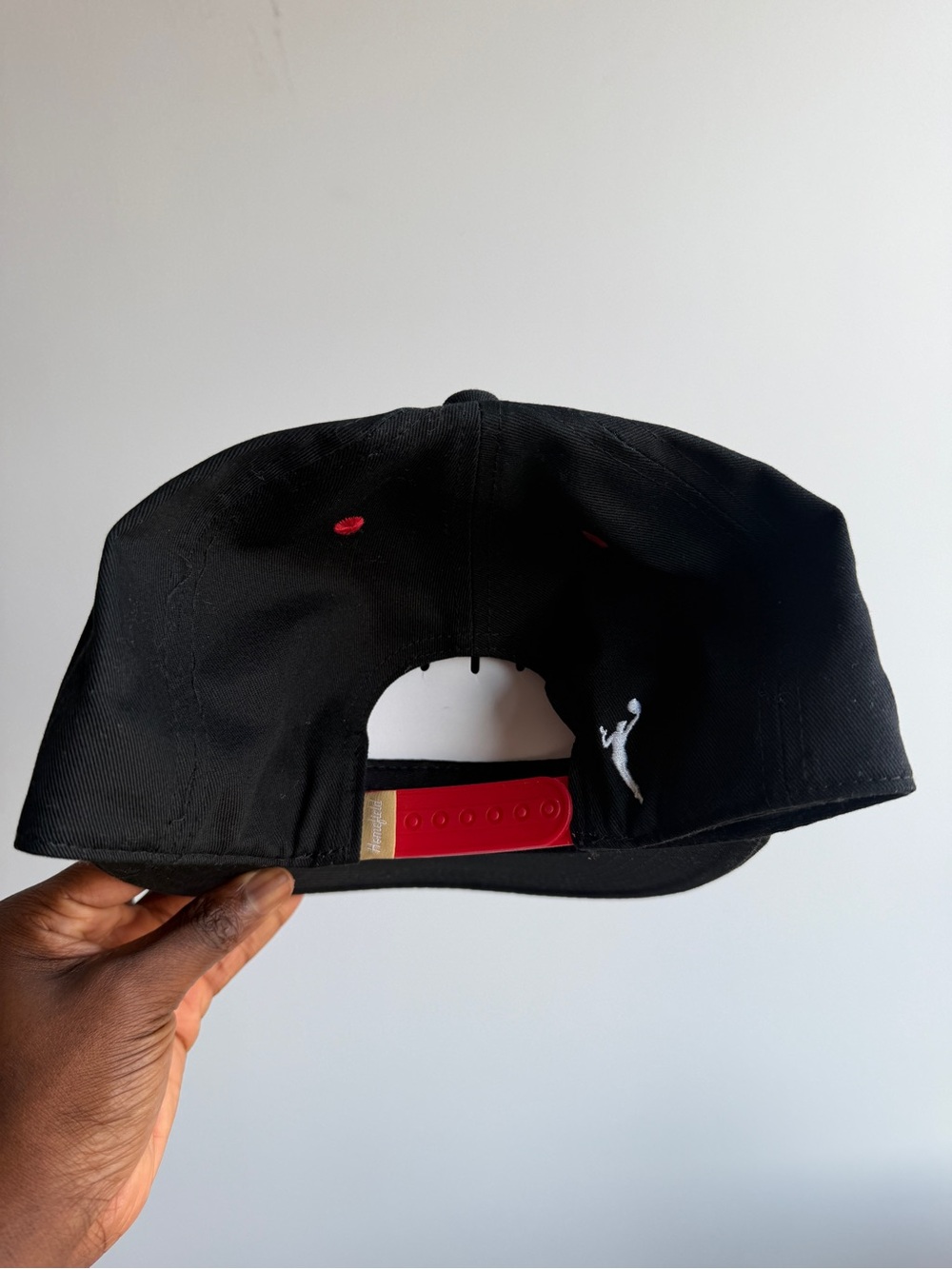 Indiana FEVER Embroidered Black Snapback Hat - Picture 2 of 7